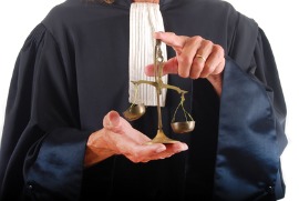 La navette de la réforme des professions juridiques et judiciaires